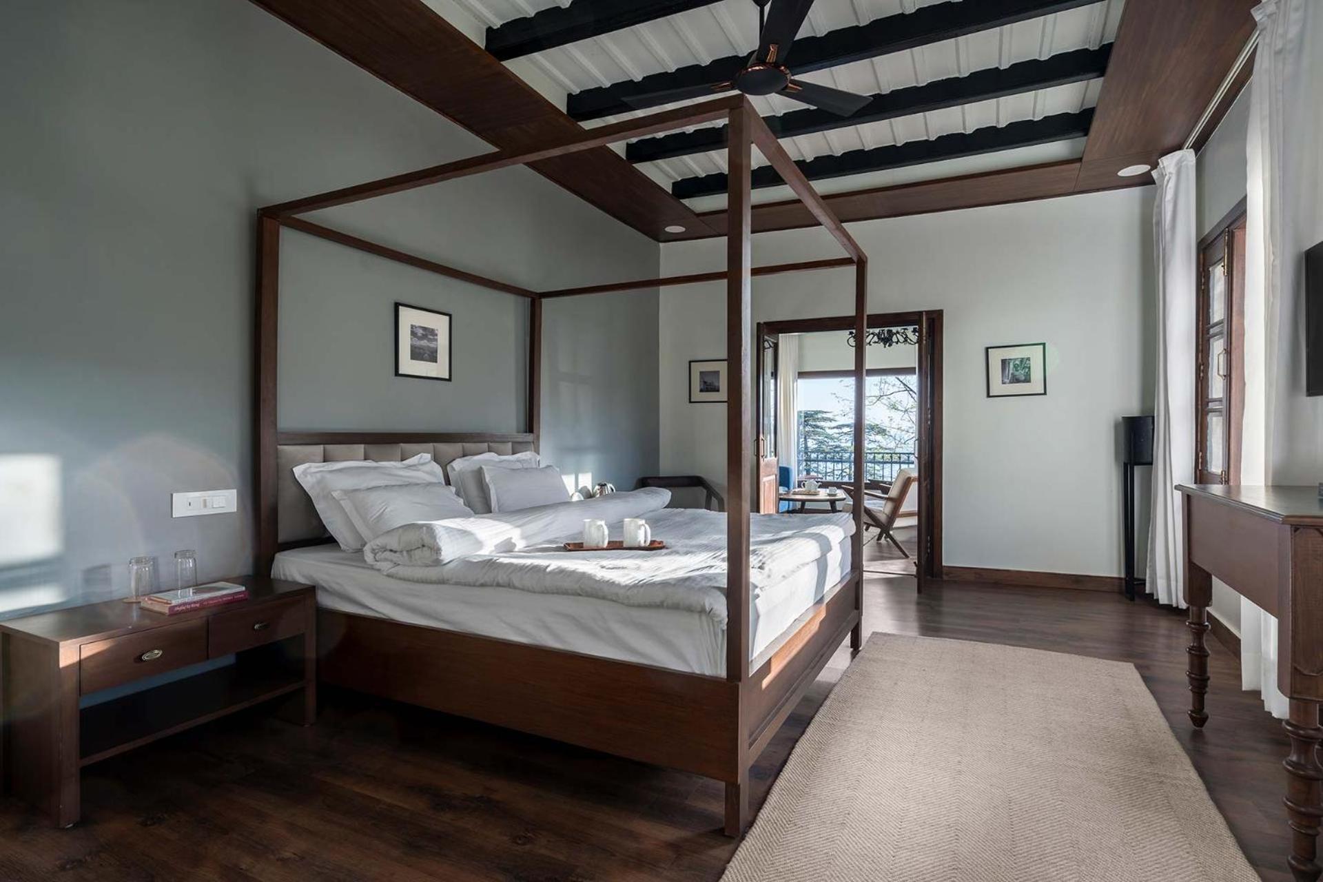 Stayvista At Pine Estate With Outdoor Jacuzzi Shimla Exterior foto